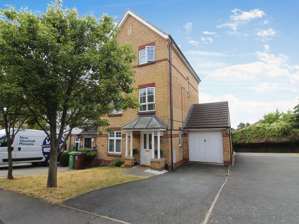 4 bed end terrace house for sale in Sheridan Way, Nottingham NG5 Zoopla