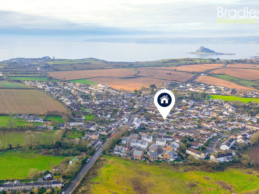 2 bed end terrace house for sale in Trevelyan Close, Goldsithney