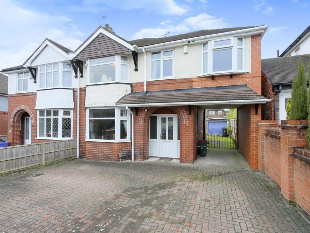 4 bed semi-detached house for sale in heath avenue, may bank, newcastle st5