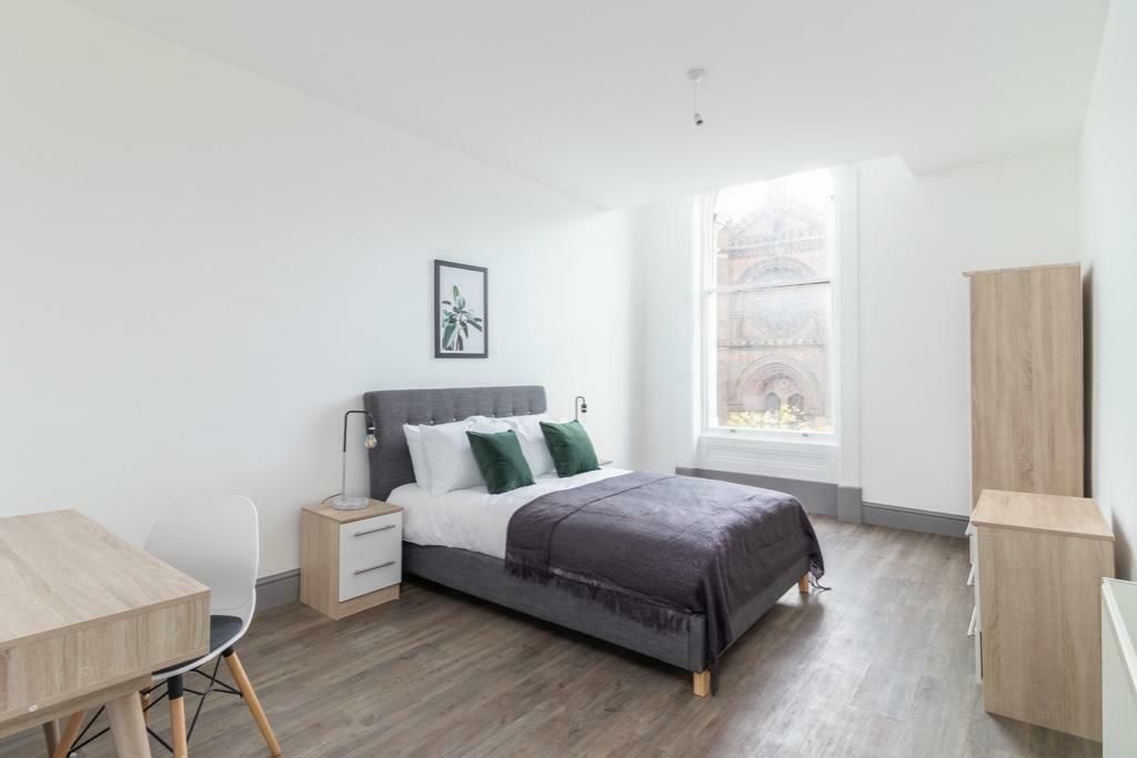 Room to rent in Princes Road, Liverpool L8, £650 pcm Zoopla