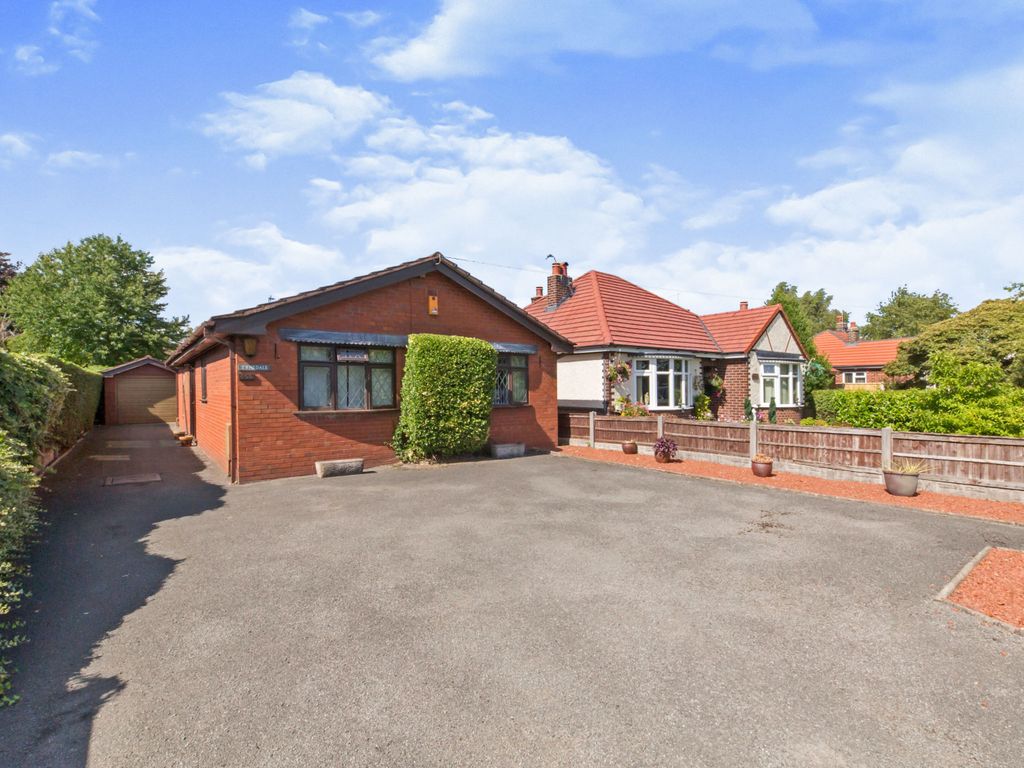 3 bed bungalow for sale in Manchester Road, Lostock Gralam, Northwich