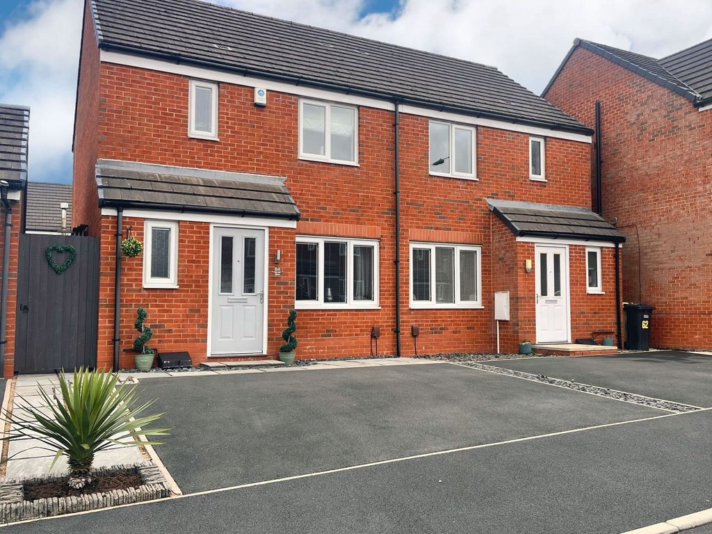 3 bed semidetached house for sale in Harrier Close, Lostock BL6, £