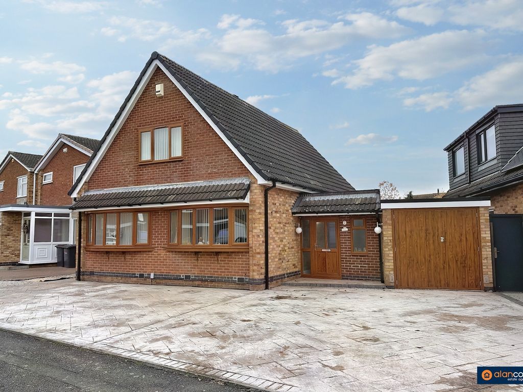 4 bed detached house for sale in Chetwynd Drive, Whitestone, Nuneaton