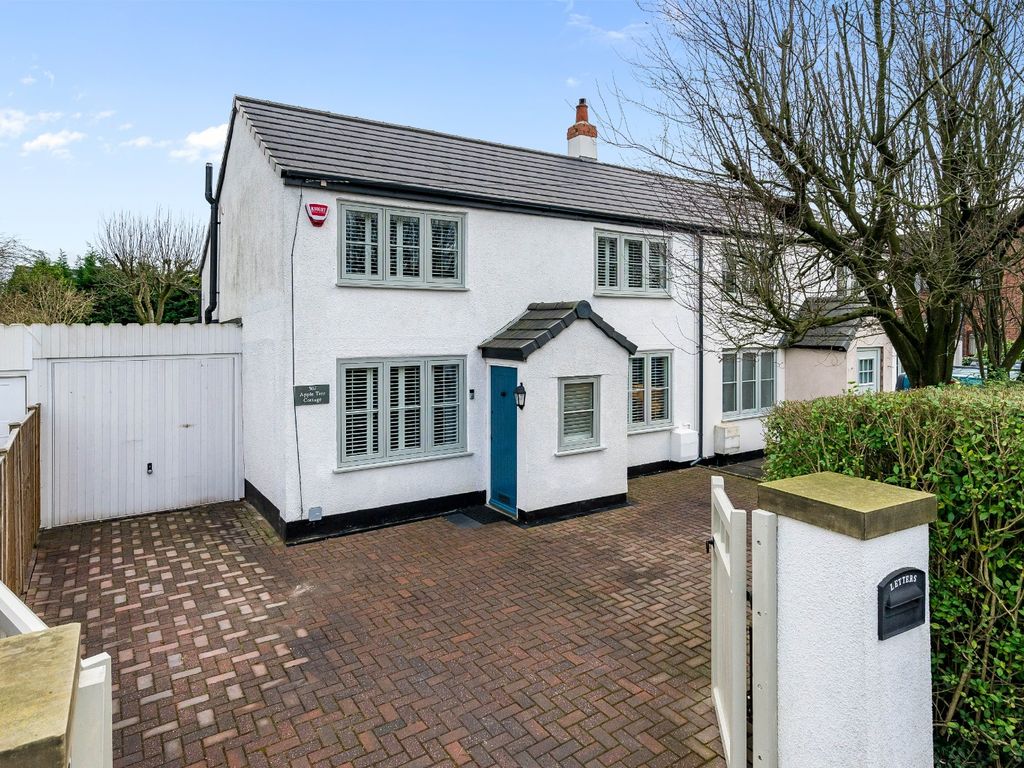 2 bed semidetached house for sale in Apple Tree Cottage, 507