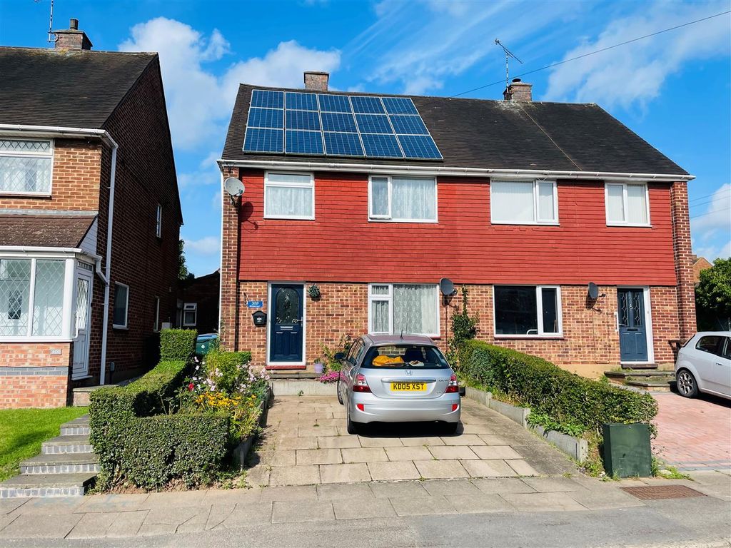 3 bed semidetached house for sale in Burnaby Road, Radford, Coventry