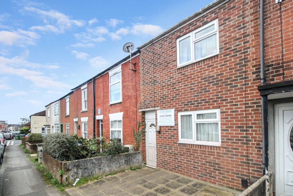 4 bed terraced house for sale in Avenue Road, Southampton SO14 Zoopla