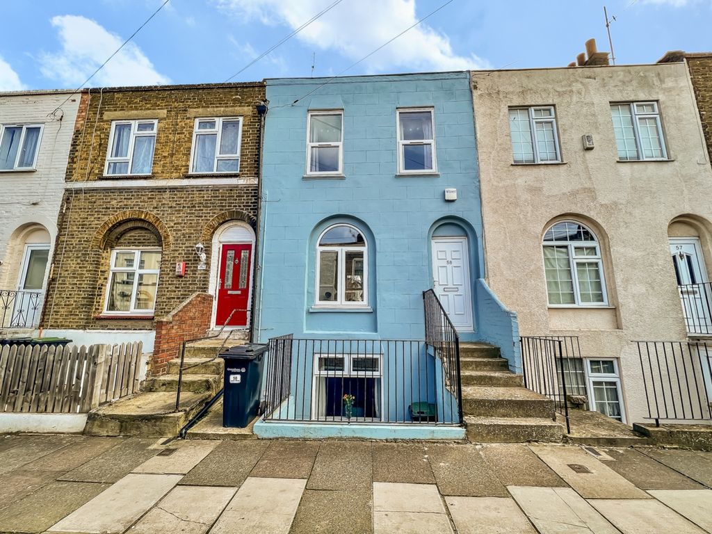 3 bed terraced house for sale in Edwin Street, Gravesend DA12 Zoopla