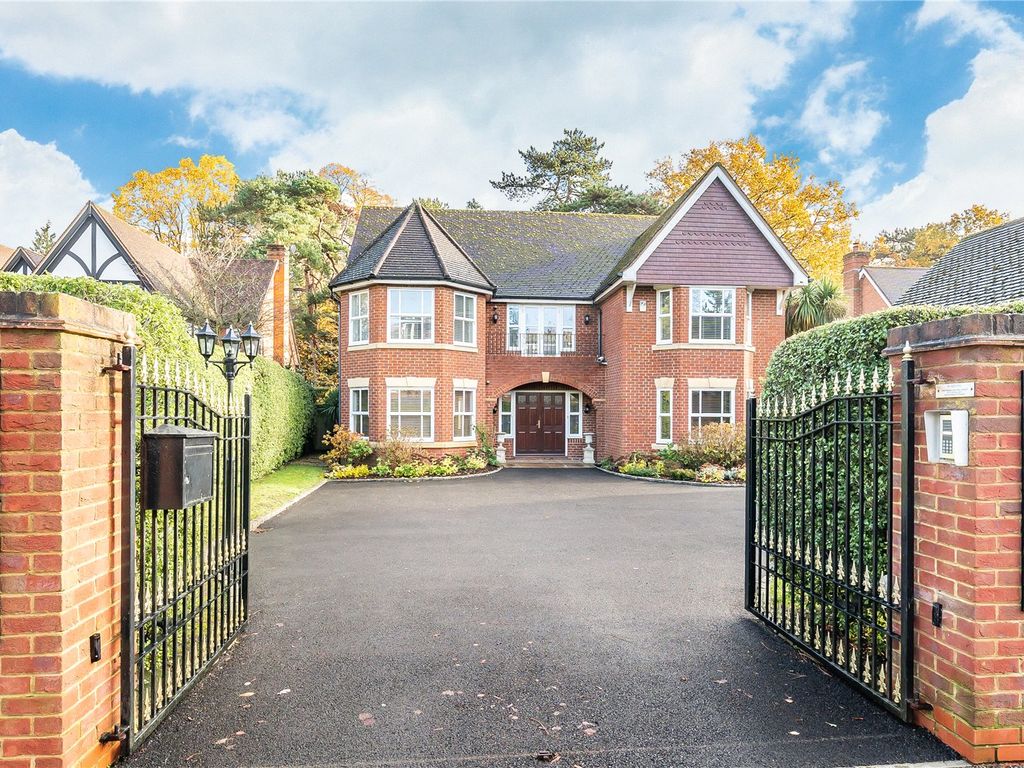 4 bed detached house for sale in Ridgemount Road, Sunningdale