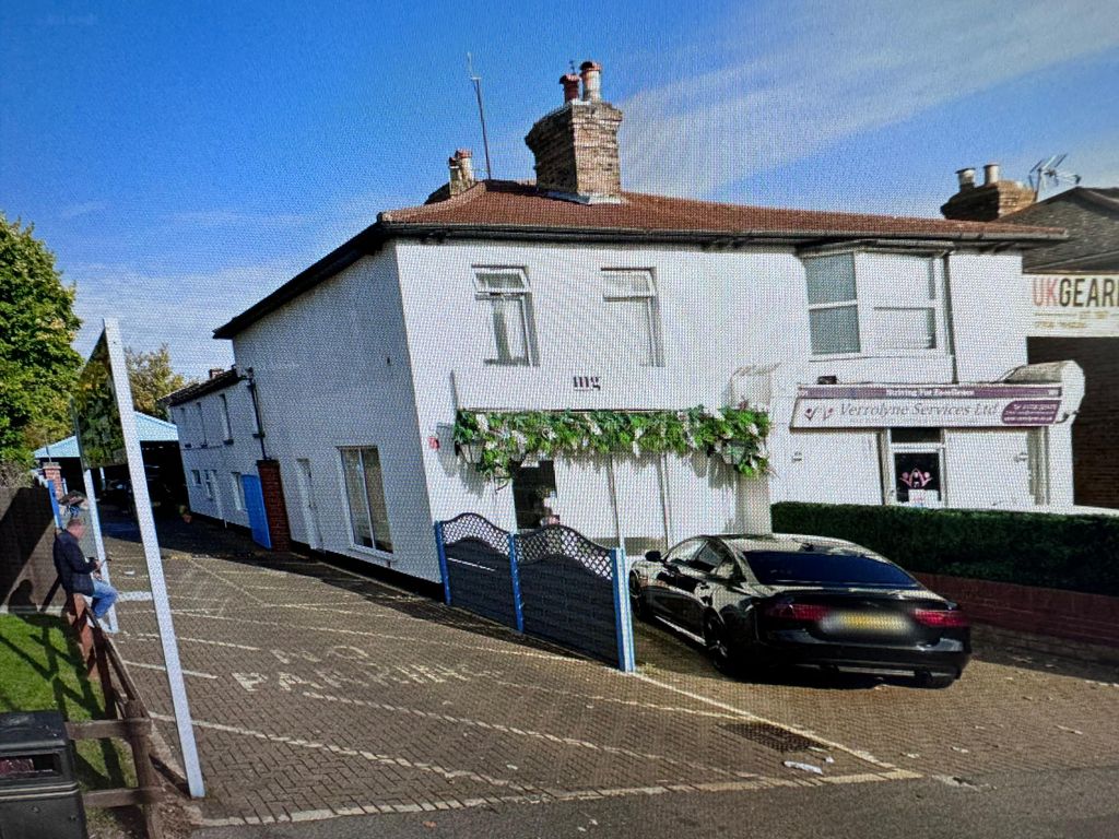 Retail Premises To Let In Victoria Road Romford RM1 20 400 Pa Zoopla retail-premises-to-let-in-victoria-road-romford-rm1-20-400-pa-zoopla