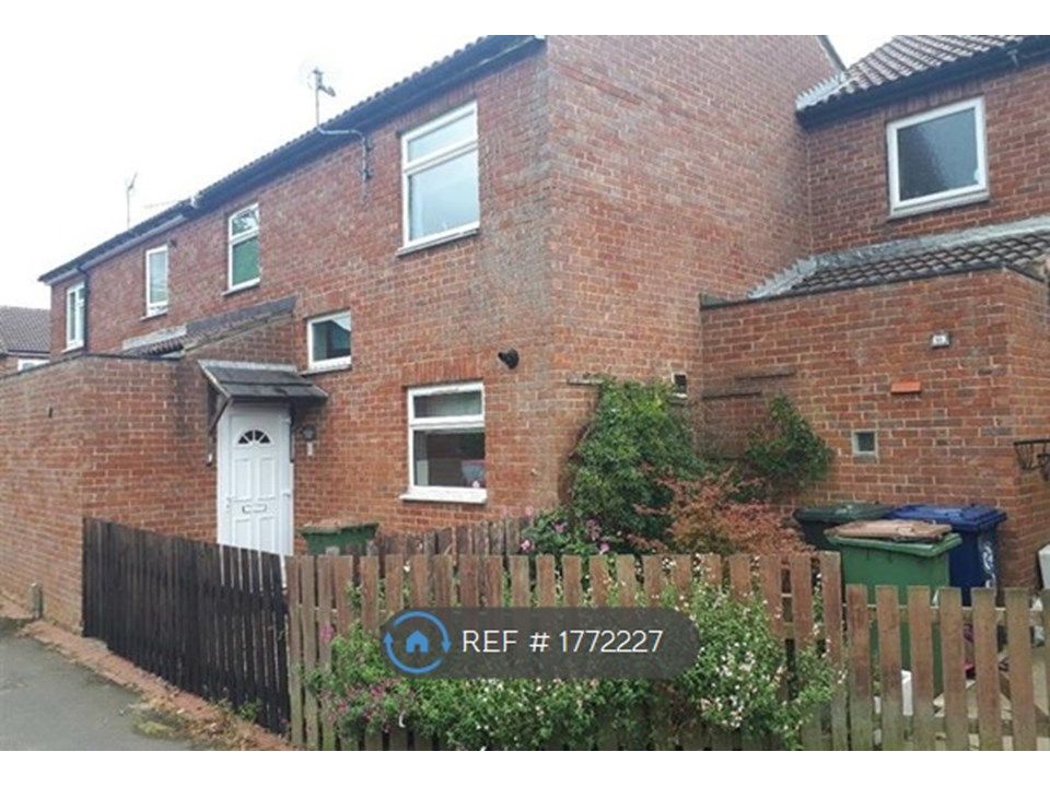 3 bed terraced house to rent in Brockrigg Court, Guisborough TS14, £550