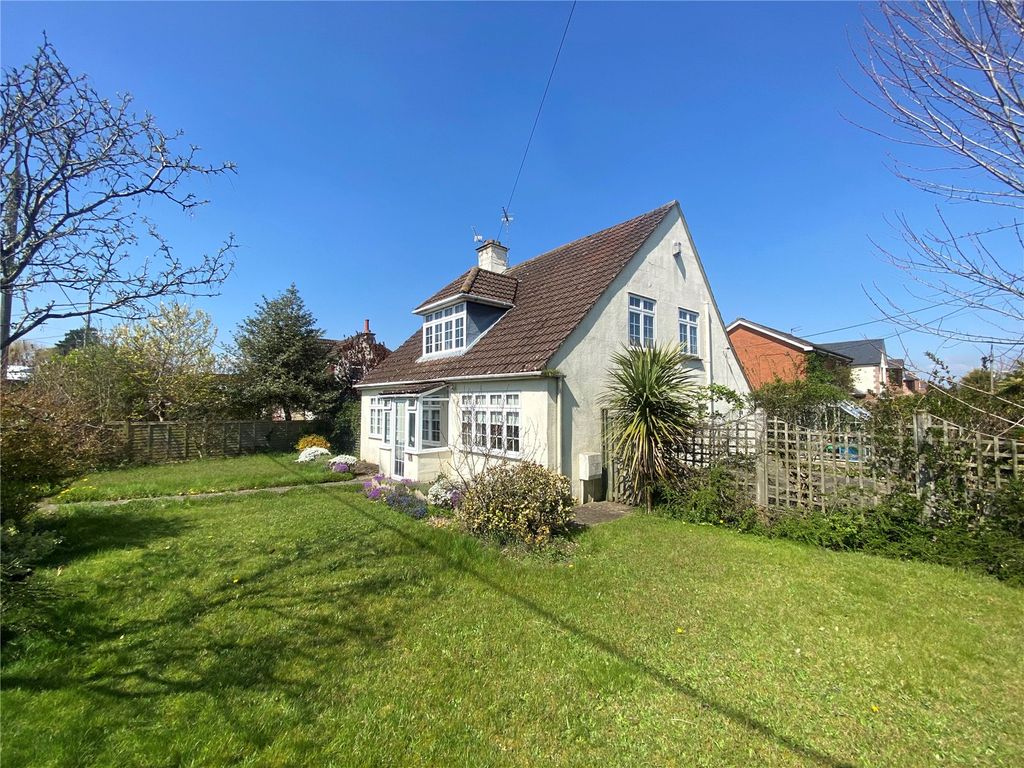 4 bed detached house for sale in Hightown Road, Ringwood, Hampshire