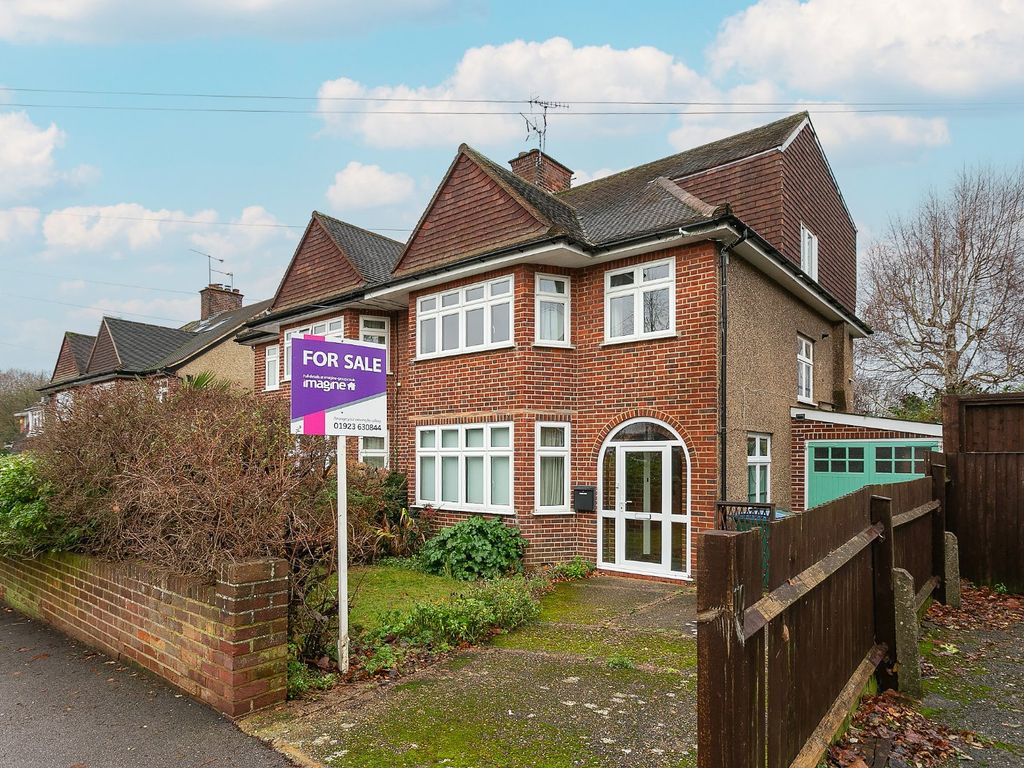 5 bed semidetached house for sale in Langley Way, Watford
