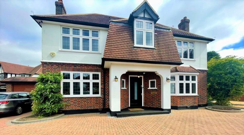 5 bed detached house for sale in Emerson Park, Essex RM11 Zoopla