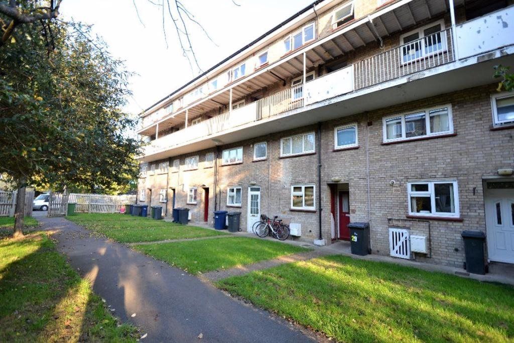 2 bed flat to rent in Atkins Close, Cambridge CB4 Zoopla