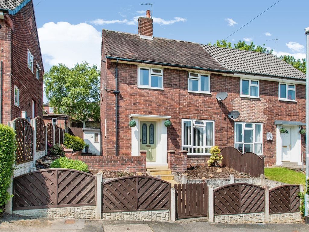 2 bed semidetached house for sale in Newhall Mount, Middleton, Leeds