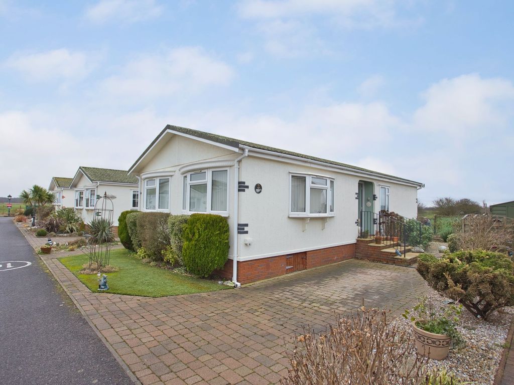 2 bed mobile/park home for sale in Golf Road, Deal CT14, £195,000 Zoopla