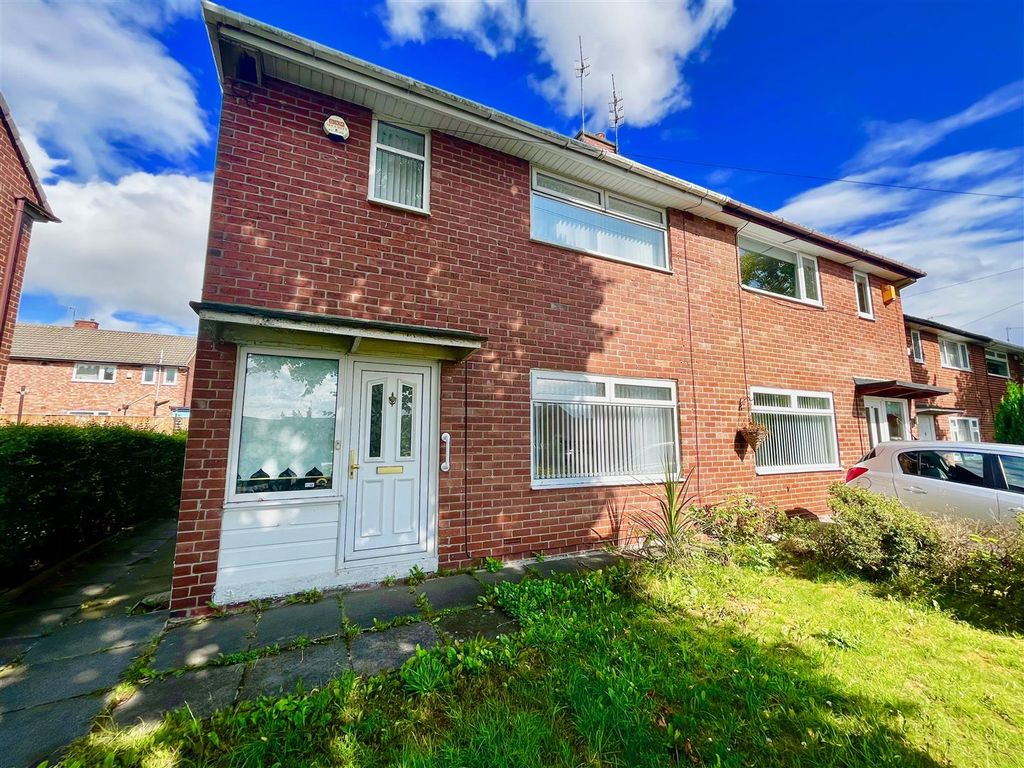 2 bed semidetached house for sale in Havercroft, Leam Lane, Gateshead