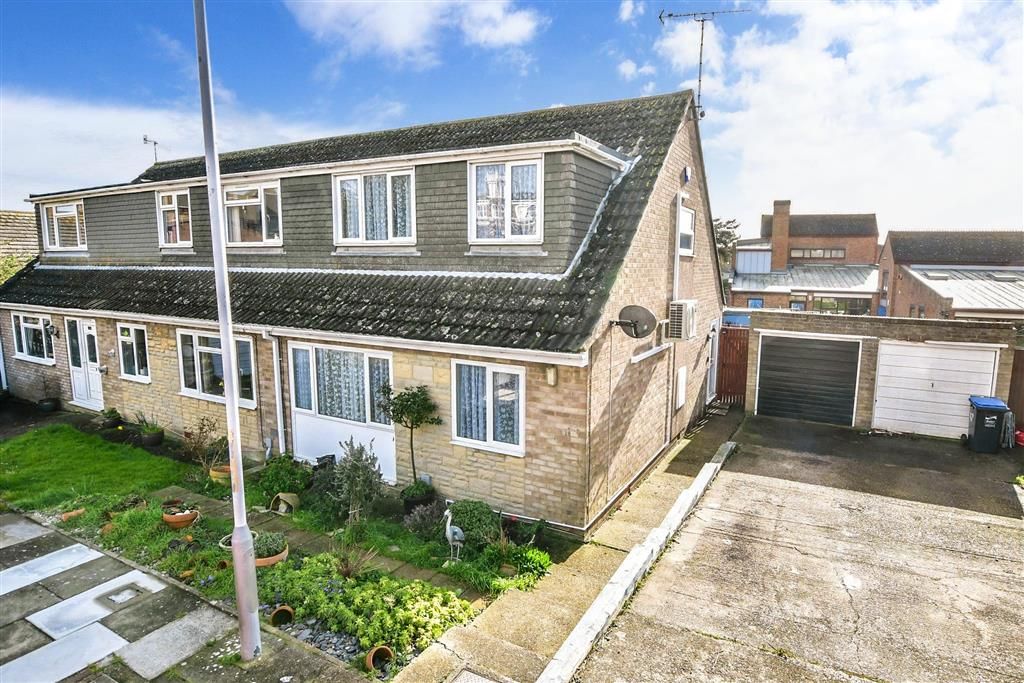 2 bed semidetached house for sale in Belgrave Close, Ramsgate, Kent