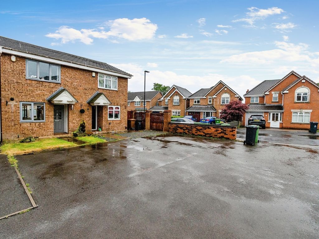 2 bed semidetached house for sale in Walkers Fold, Willenhall WV12 Zoopla