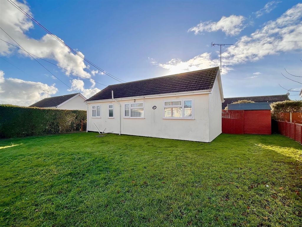 3 bed detached bungalow for sale in Seadell Holiday Estate, Beach Road