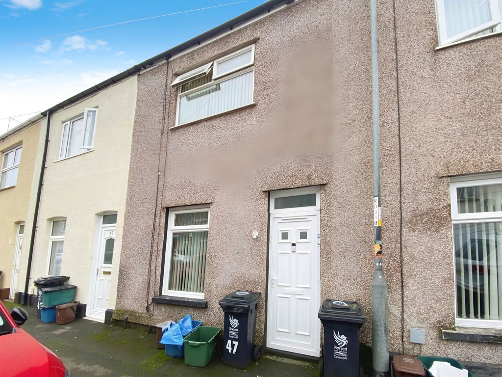 2 bed terraced house for sale in Bristol Street, Newport NP19, £140,000