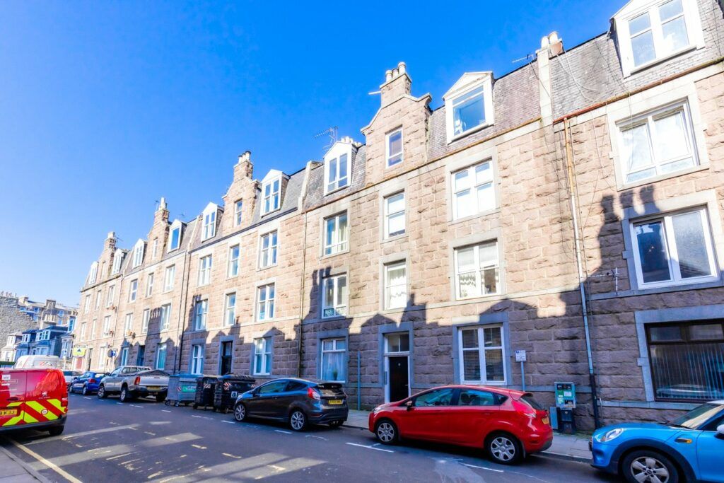 1 bed flat for sale in 7A Raeburn Place, Aberdeen AB25 Zoopla
