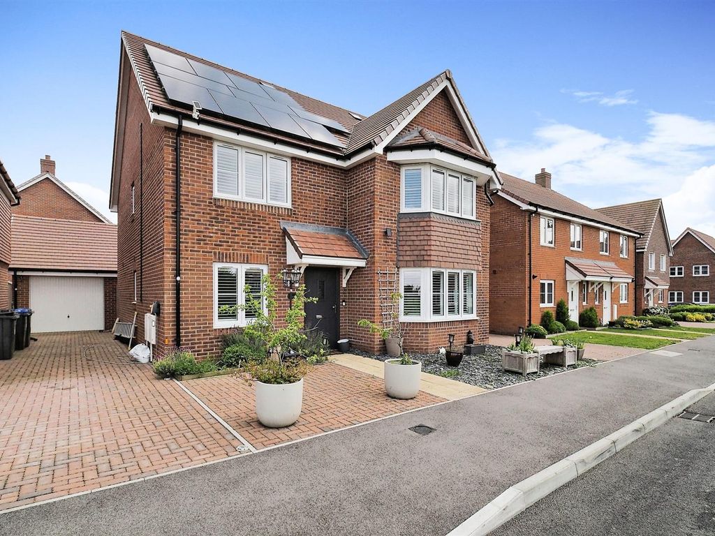 5 bed detached house for sale in Princess Way, Amesbury, Salisbury SP4 Zoopla