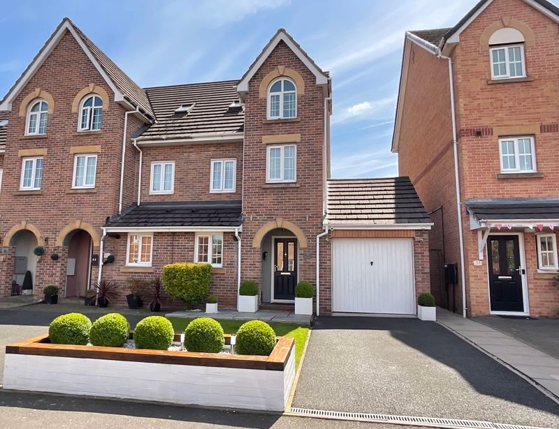 3 bed town house for sale in Steeple Way, StokeOnTrent ST4 Zoopla
