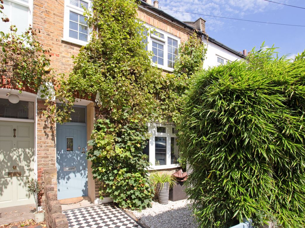 4 bed terraced house for sale in Waldeck Road, London W4, £1,150,000