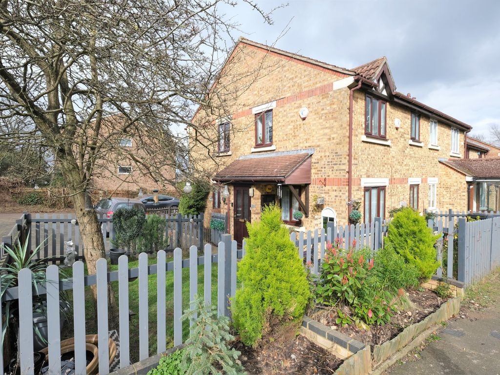 1 bed end terrace house for sale in Stanton Close, Orpington BR5 Zoopla