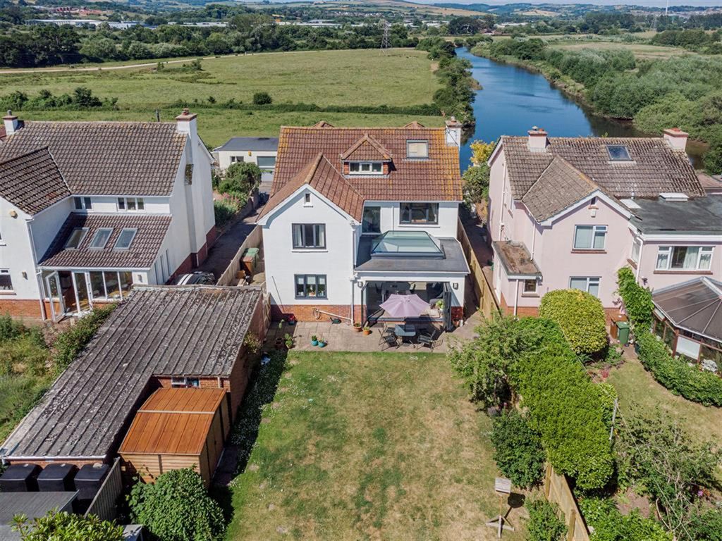 6 bed detached house for sale in Countess Wear Road, Exeter EX2 Zoopla