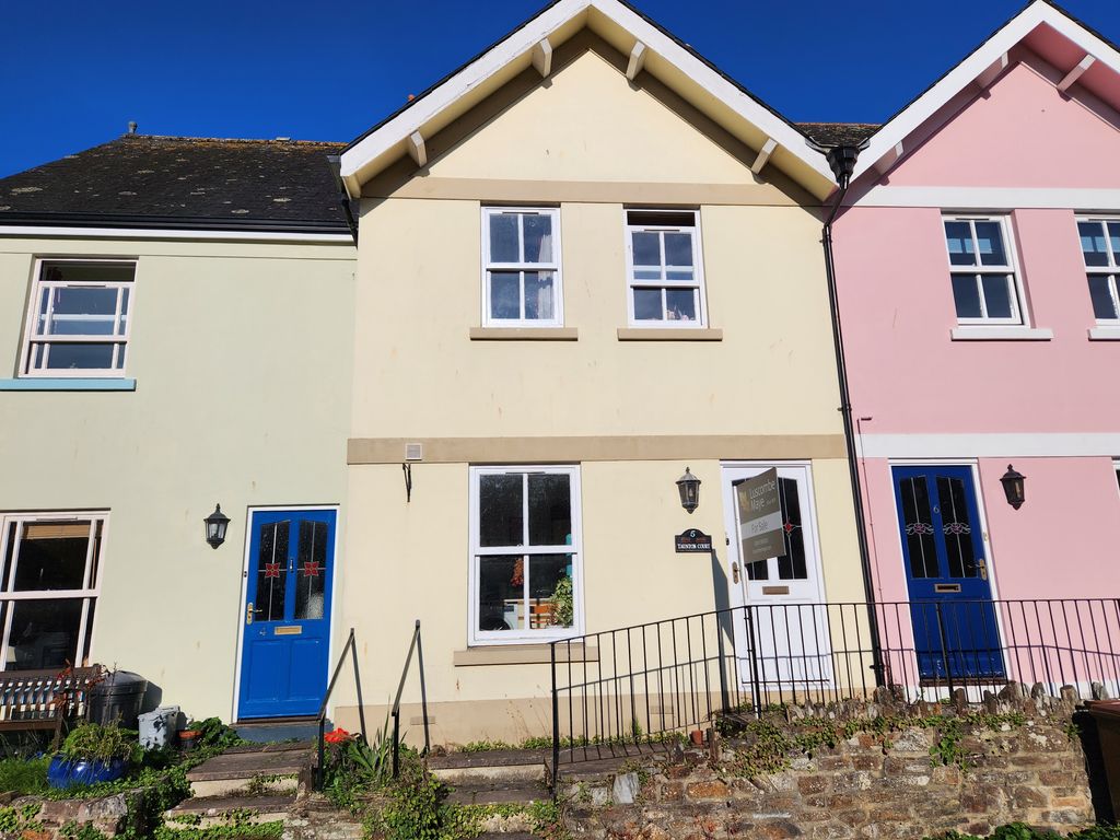 3 bed terraced house for sale in Taunton Court, Totnes TQ9, £375,000