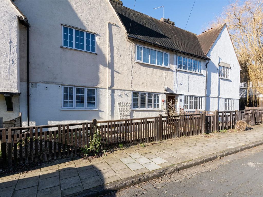 2 bed for sale in Granby Road, London SE9, £310,000 Zoopla