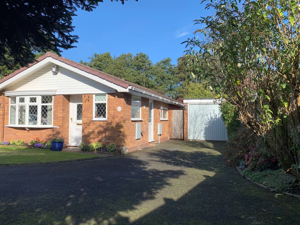 Barnaby Square, Moseley Parklands, Wolverhampton WV10  