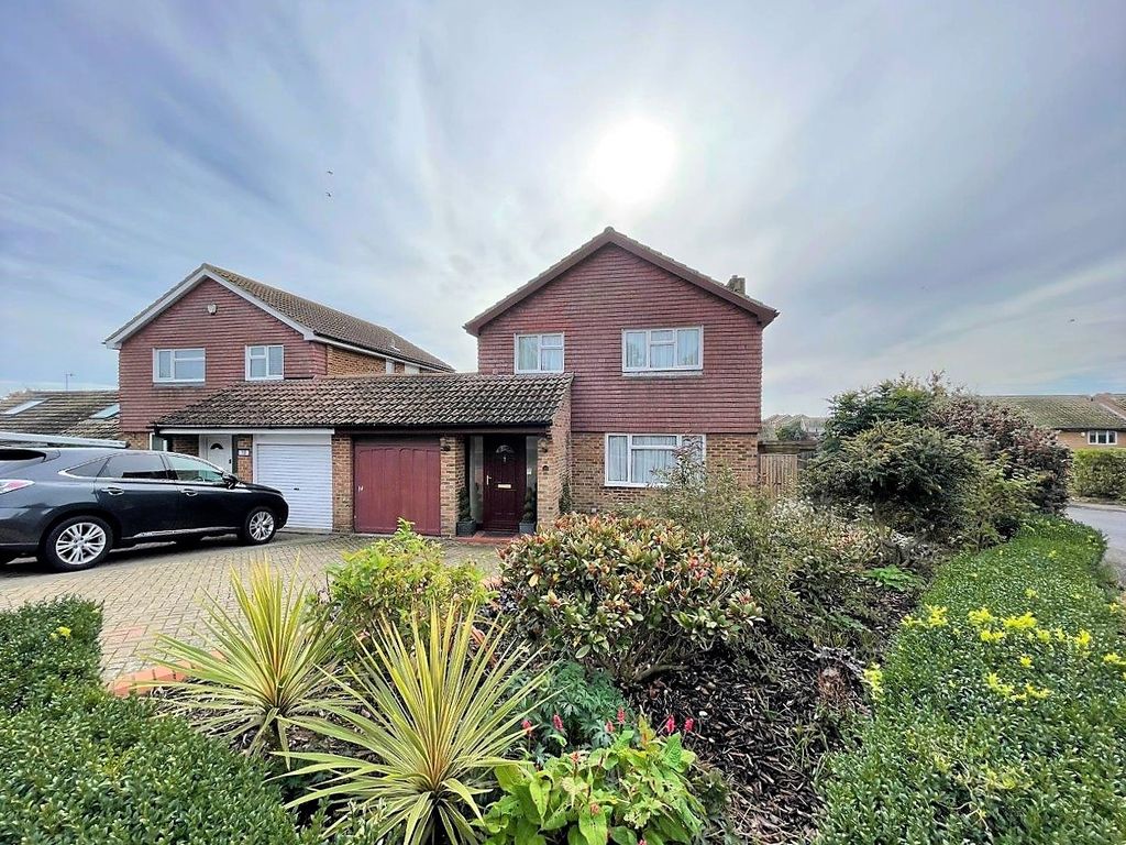 4 bed detached house for sale in The Dewpond, Peacehaven BN10 Zoopla