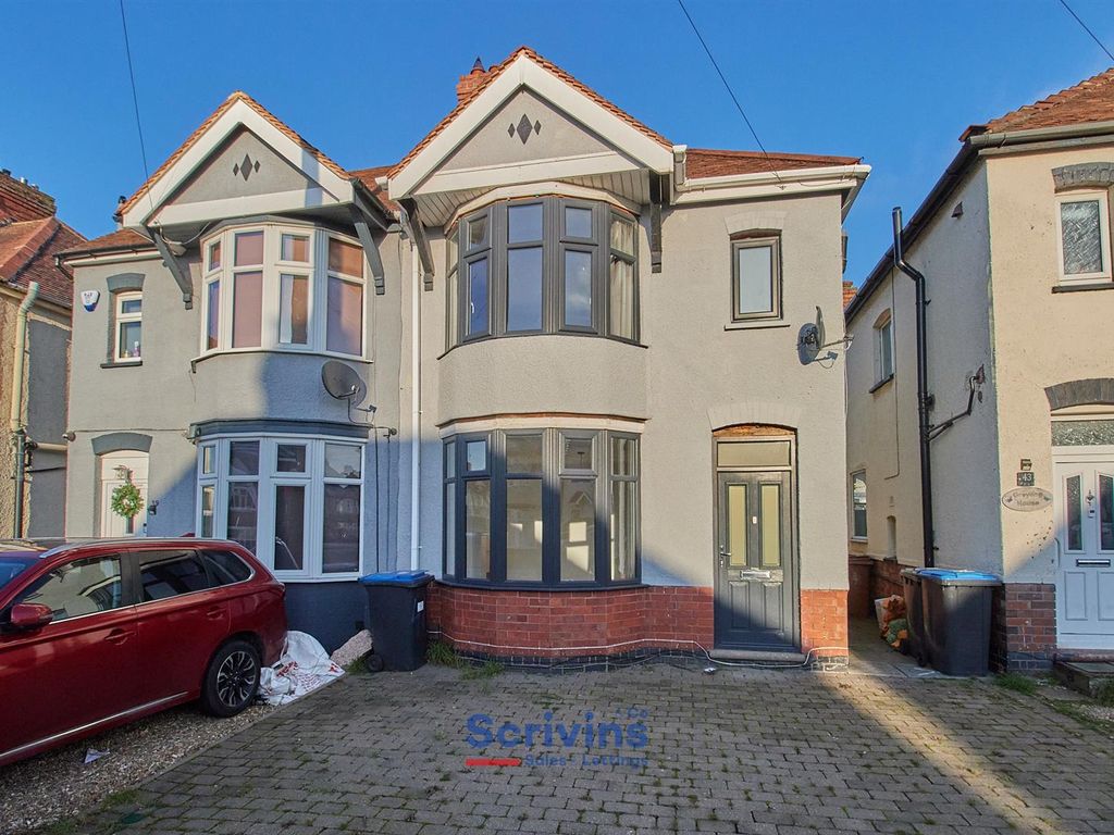 3 bed semidetached house for sale in Strathmore Road, Hinckley LE10, £