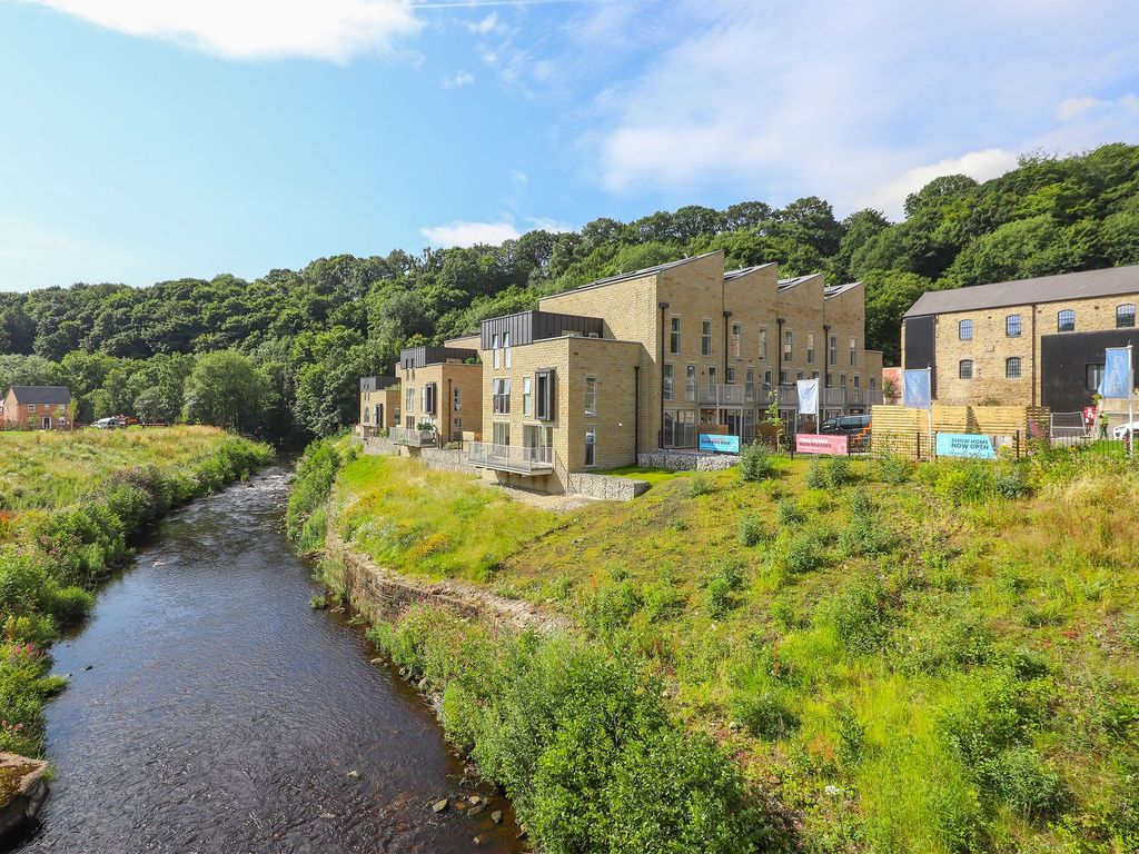 3 bed property to rent in 51 Old Mill Lane, Oughtibridge S35, £1,250