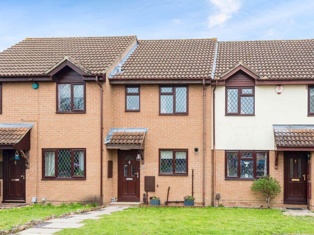 2 bed terraced house for sale in Ashmere Close, Reading RG31, £310,000