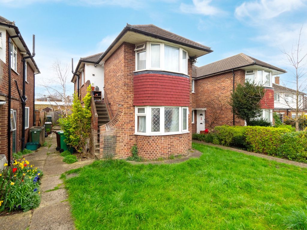 2 bed for sale in Cardigan Court, Trafalgar Avenue