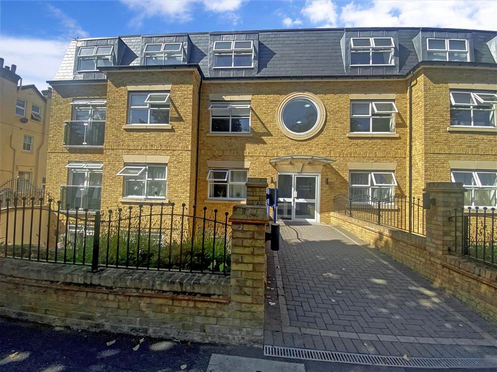 3 bed flat for sale in Cavendish Road, Sutton, Surrey SM2 Zoopla