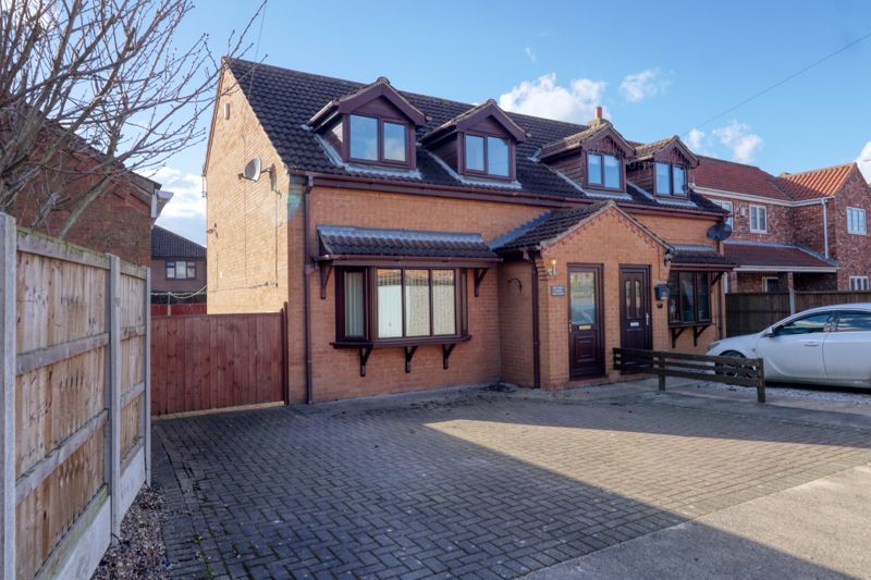 3 bed semidetached house for sale in Cox Lane, Crowle, Scunthorpe DN17 Zoopla