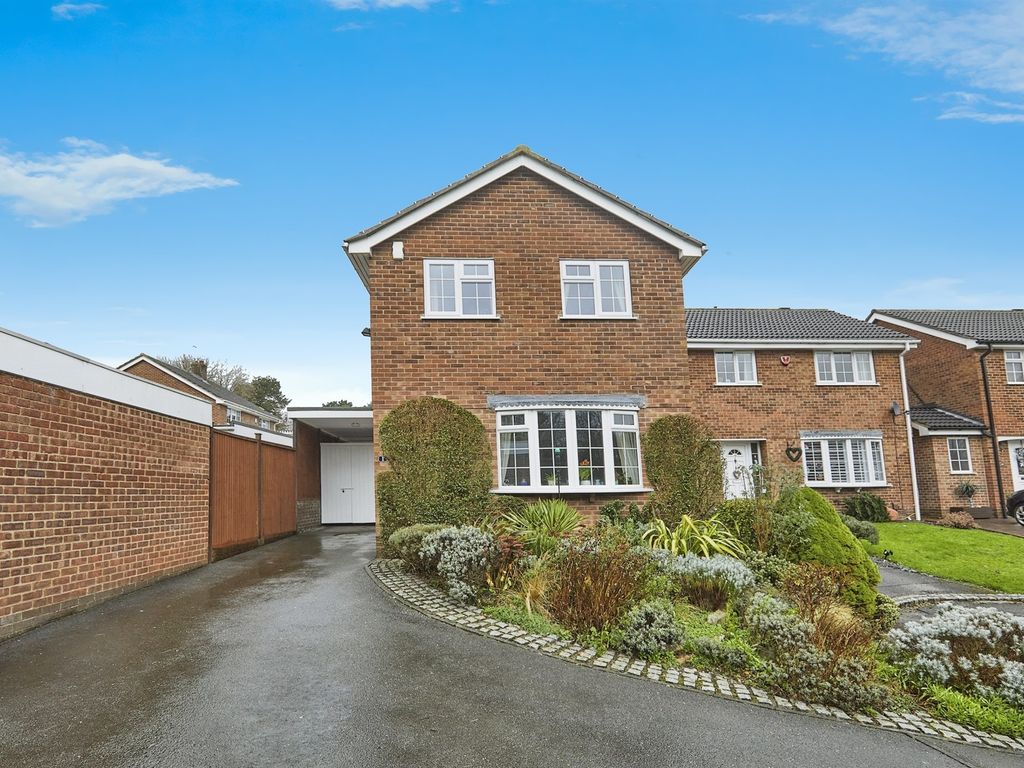 3 bed detached house for sale in Wretham Close, Mickleover, Derby DE3