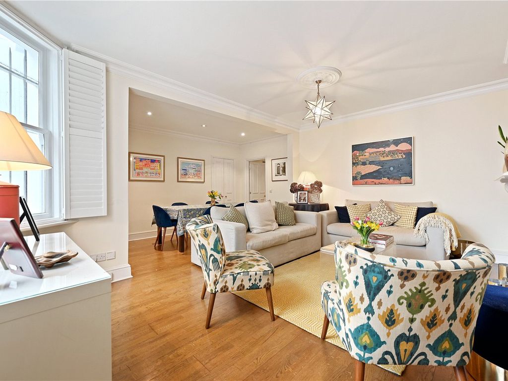 2 bed flat to rent in Marloes Road, Kensington, London W8 Zoopla