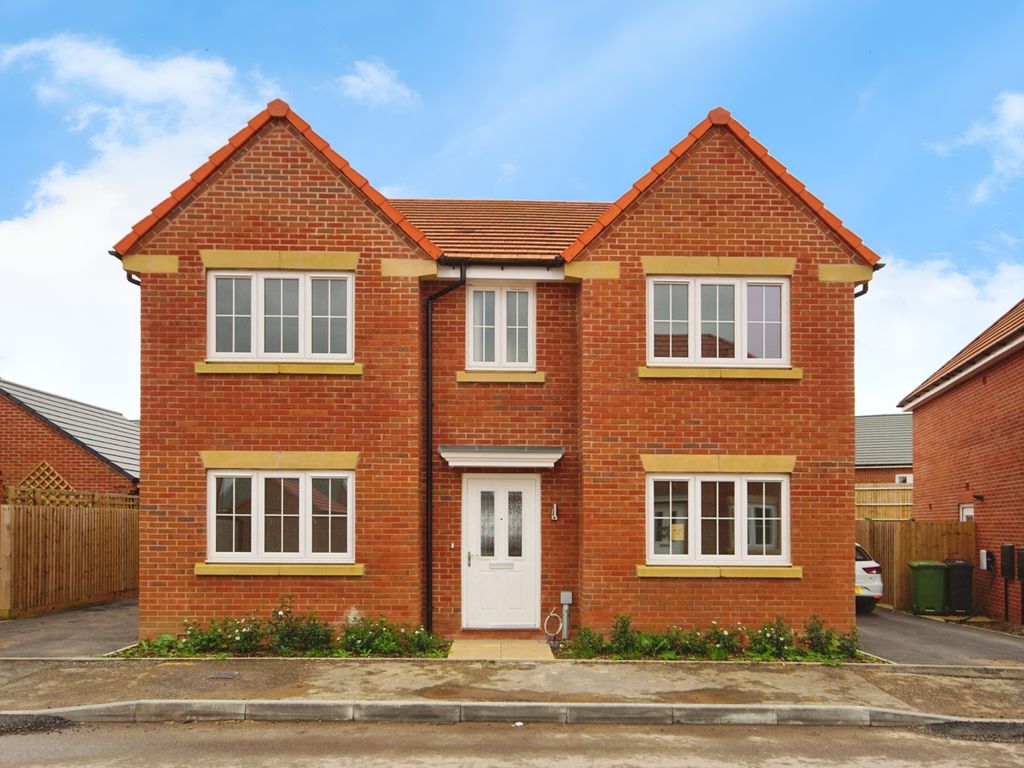 New home, 4 bed detached house for sale in Cleve Wood, Thornbury BS35