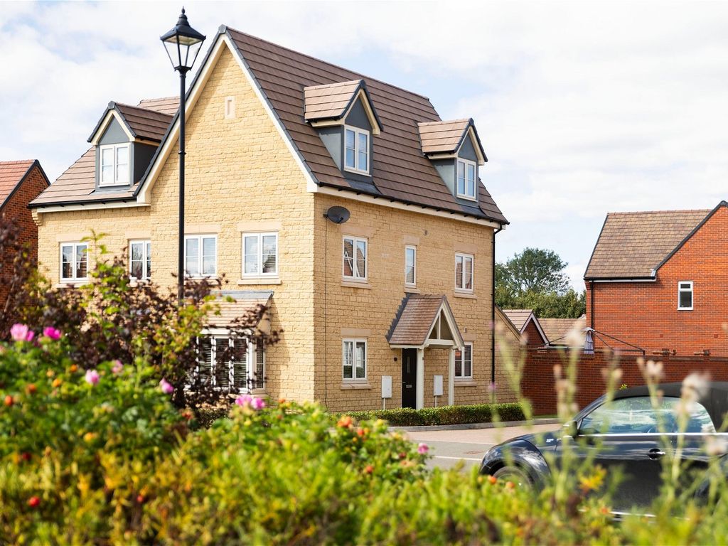 4 bed semidetached house for sale in Kingston Bagpuize, Oxford OX13, £