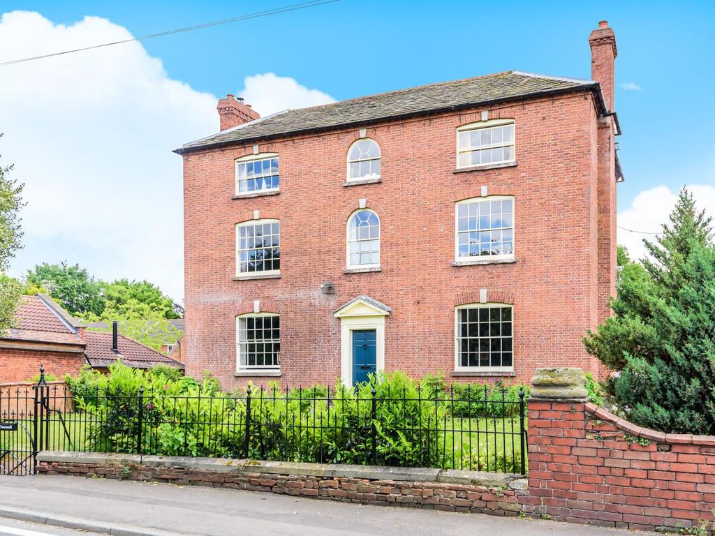 7 bed detached house for sale in Station Road, Credenhill, Hereford HR4