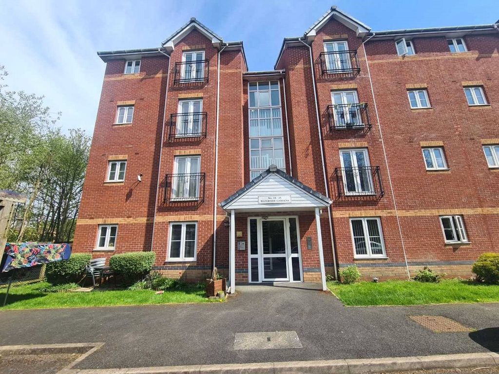 2 bed flat for sale in Waterside Gardens, Bolton, Greater Manchester BL1 Zoopla