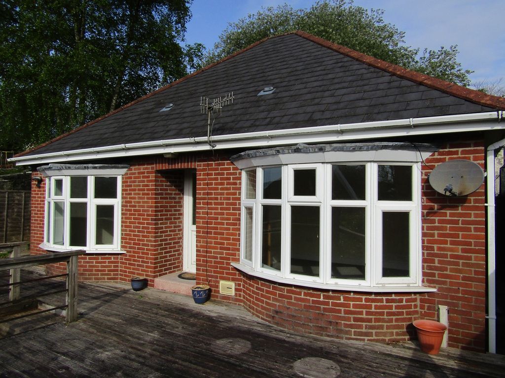 3 bed detached bungalow for sale in Swansea Road, Trebanos, Pontardawe