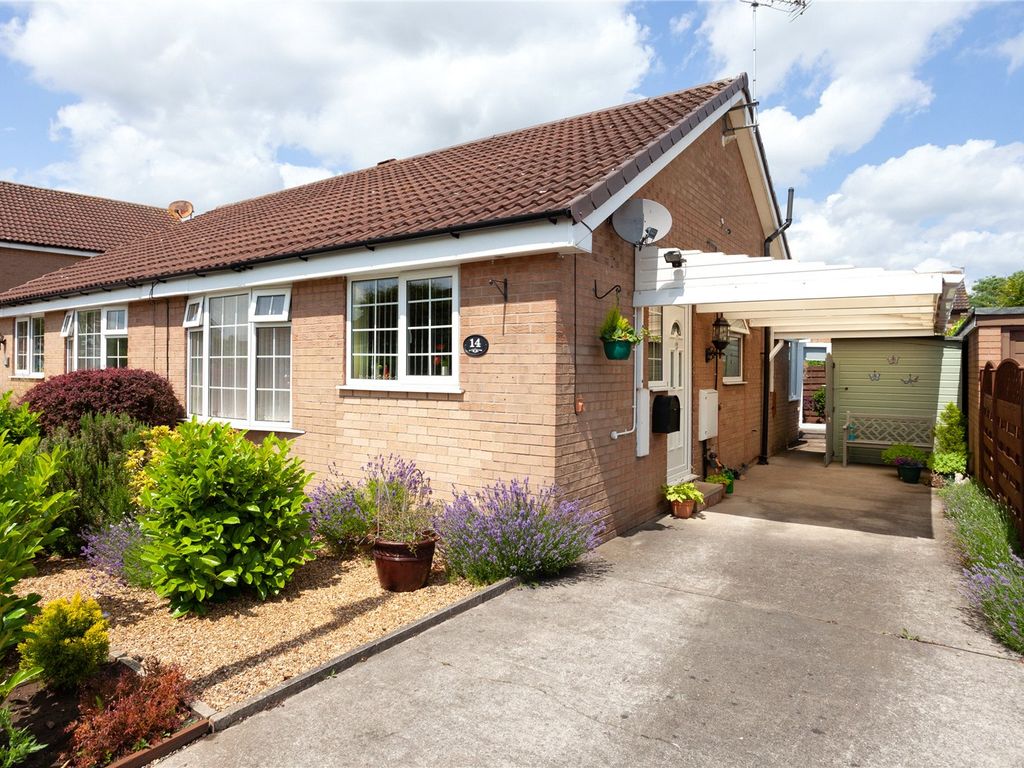 2 bed bungalow for sale in Wheatcroft, Strensall, York, North Yorkshire