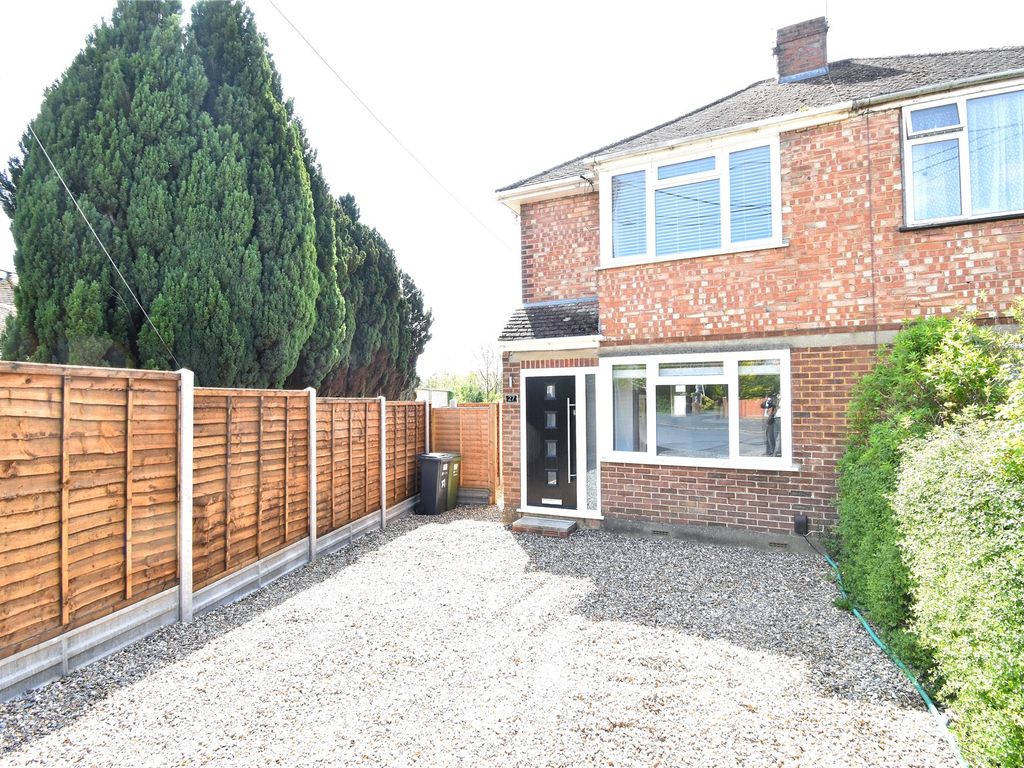 2 bed semidetached house for sale in Carfax Avenue, Tongham, Farnham